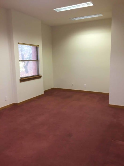 Vacant Office Ready to Move In - Lohman Atrium Suites